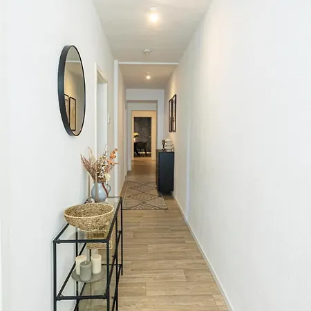 Blossfeld-apartments Geraeumige Stadtoase Mitten Im Zentrum Mit 3 Schlafzimmern, Gratis Parkplatz, W-lan, Netflix アパート *