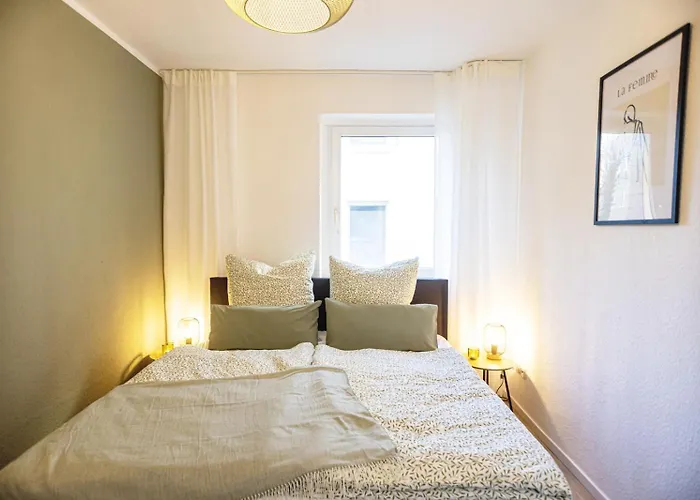 Apartment Bloßfeld-apartments Geräumige Stadtoase Mitten Im Zentrum Mit 3 Schlafzimmern, Gratis Parkplatz, W-lan, Netflix